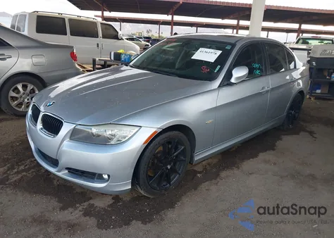 2011 BMW 328I z USA, uszkodzony, nr VIN WBAPH5G50BNM81618